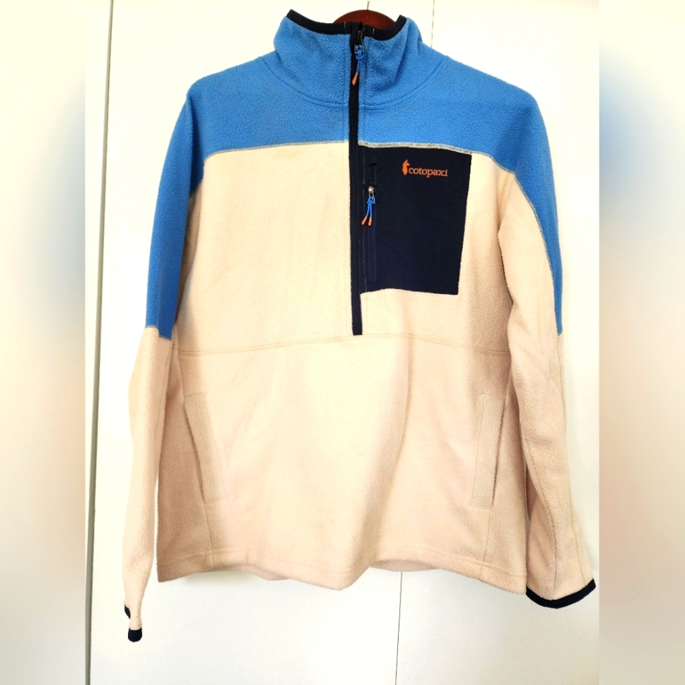 cotopaxi Blue and Cream Half-Zip Fleece Pullover